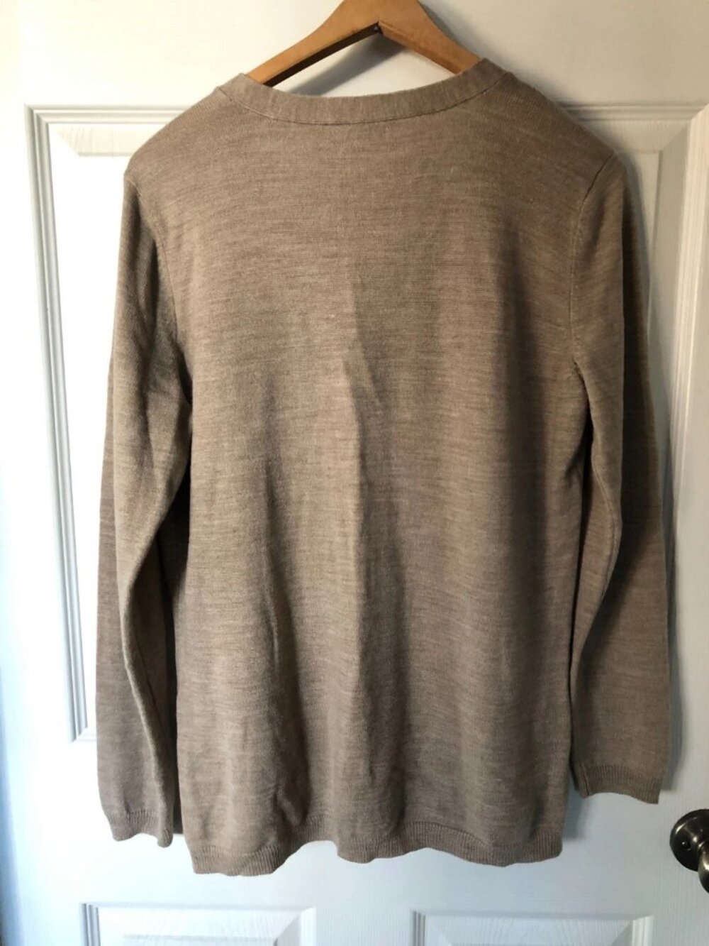 New York & Company Women's Beige V-Neck Pullover Long Sleeve Argyle Size XL - Picture 2 of 12